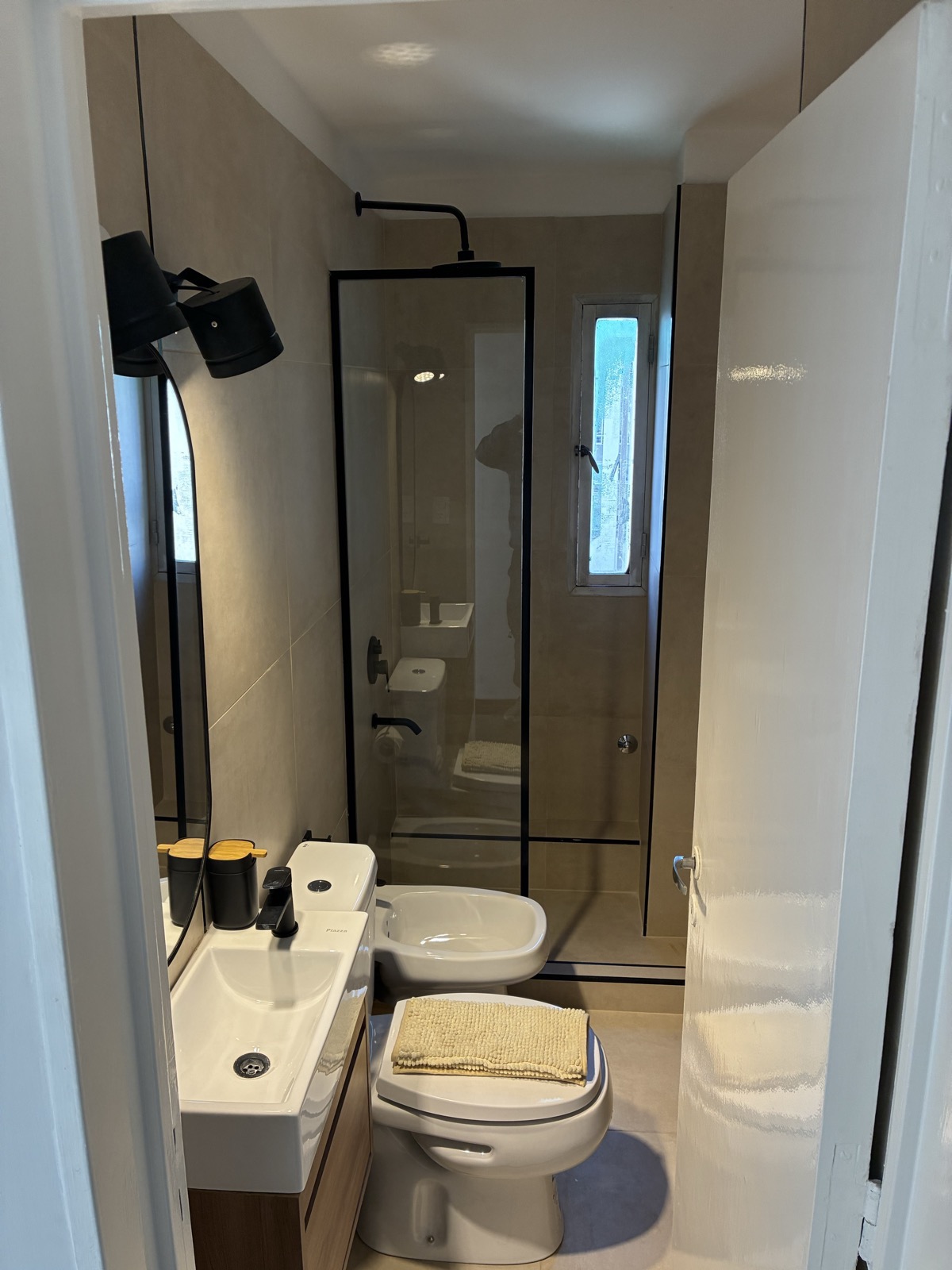 Baño moderno — Depto 38m² Córdoba Centro